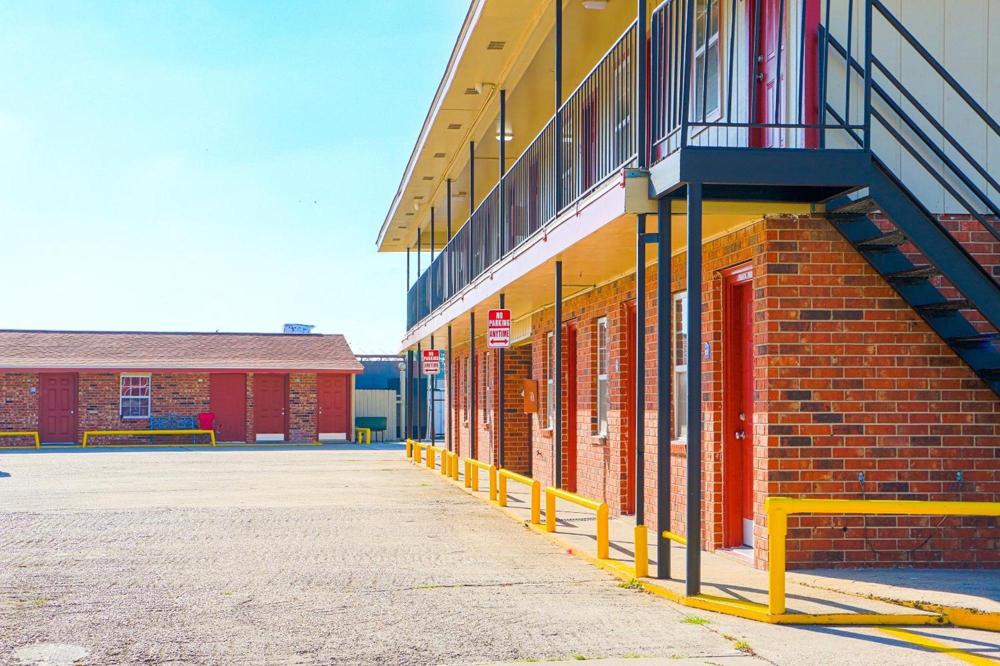Economy Inn By Oyo Lockport Near Houma Luaran gambar